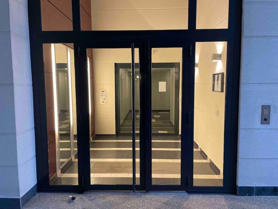 Studio 28 M2 & Jardin Privatif 20 M2 Montigny-le-Bretonneux Eksteriør billede